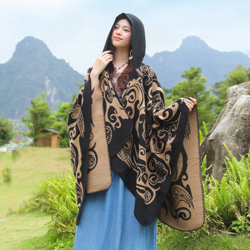 Novo Xale com Capuz Feminino,  - Go Ethnic Fashion avaliação e preço