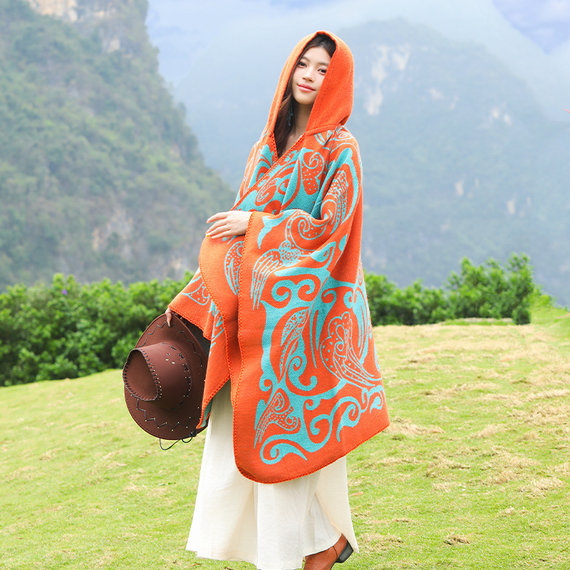 Novo Xale com Capuz Feminino,  - Go Ethnic Fashion avaliação e preço